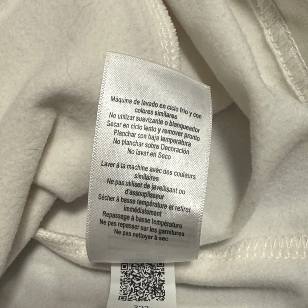 ASICS Women's Off-White Quilted Vest